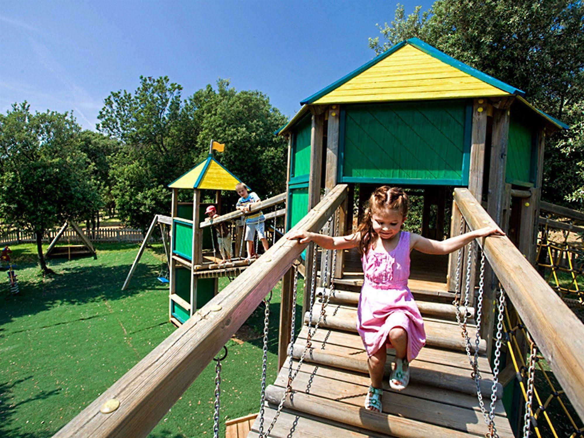 Lanterna Resort Tar-Vabriga Exterior photo