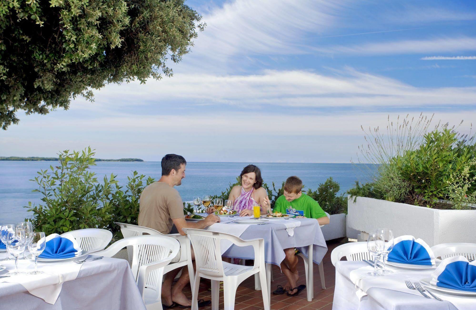 Lanterna Resort Tar-Vabriga Exterior photo